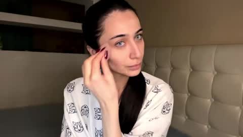 Alissa online show from 03-02-25, 02:54