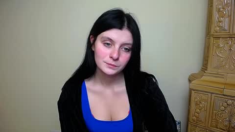 Alissa online show from 12-19-24, 02:57