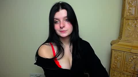 Alissa online show from 12-20-24, 01:43