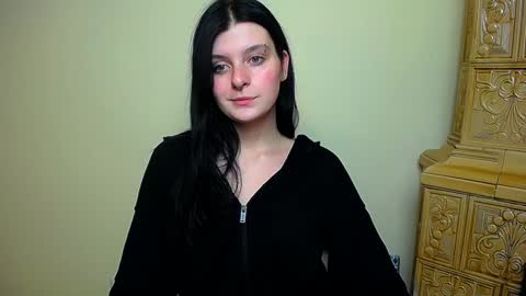 Alissa online show from 12-20-24, 04:46