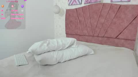 Alisse online show from 04-14-26, 01:39