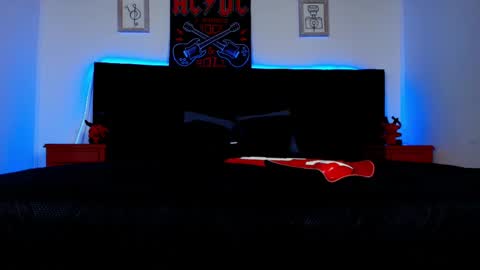 Alisse online show from 04-22-26, 12:18