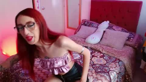 alissesallie_ online show from 04-27-26, 07:45