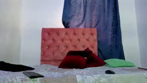 Snapshot of alisson0002 chatting on 06-14-26, 07:05 alisson0002 online show from 06-14-26, 07:05