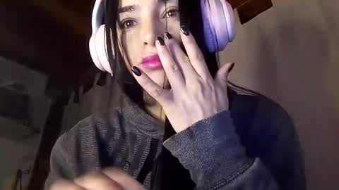 Snapshot of alisson369_ chatting on 02-07-25, 11:01 Alisson369  online show from 02-07-25, 11:01