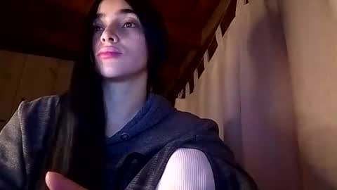 Snapshot of alisson369_ chatting on 02-13-25, 08:59 Alisson369  online show from 02-13-25, 08:59