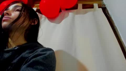 Snapshot of alisson369_ chatting on 02-16-25, 11:48 Alisson369  online show from 02-16-25, 11:48