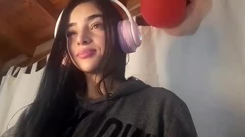 Snapshot of alisson369_ chatting on 02-17-25, 09:56 Alisson369  online show from 02-17-25, 09:56