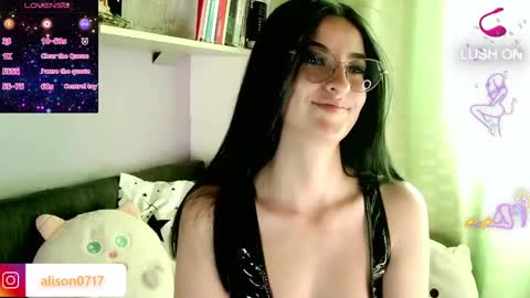 Snapshot of alisson_071989 chatting on 01-08-25, 05:05 Ali  online show from 01-08-25, 05:05