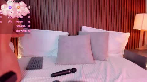 Snapshot of alisson_81 chatting on 11-14-25, 08:24 alisson_81 online show from 11-14-25, 08:24