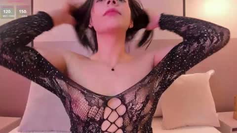 Snapshot of alisson_81 chatting on 05-14-26, 02:40 alisson_81 online show from 05-14-26, 02:40