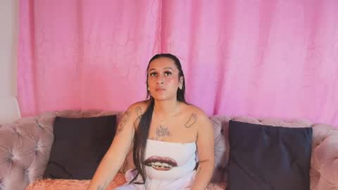 alisson_gv1 online show from 04-24-26, 06:43