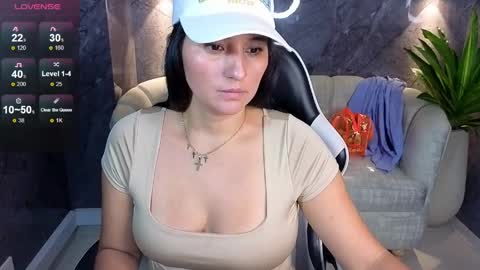 alisson_tx_ online show from 04-21-26, 03:13