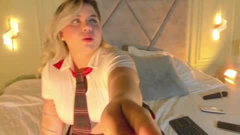 Alisson Joness online show from 11-09-25, 04:55