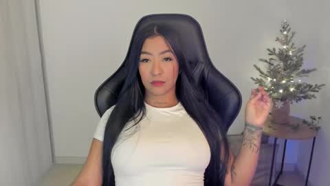 alisson online show from 12-18-25, 01:33