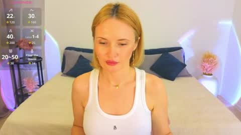 Snapshot of alisssarose chatting on 06-11-26, 12:32 alisssarose online show from 06-11-26, 12:32
