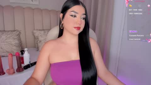 Snapshot of alissyadanger chatting on 01-26-25, 08:36 TATIS online show from 01-26-25, 08:36