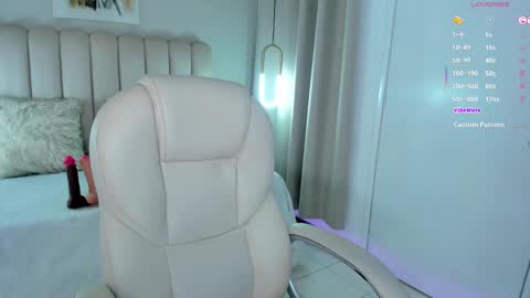 Snapshot of alissyadanger chatting on 02-01-25, 02:47 TATIS online show from 02-01-25, 02:47