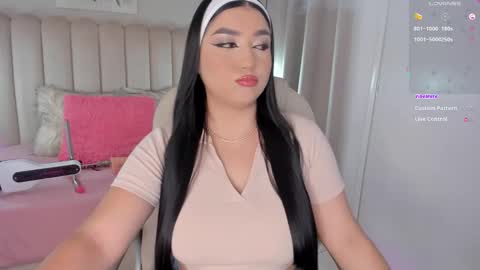 Snapshot of alissyadanger chatting on 03-08-25, 03:17 TATIS online show from 03-08-25, 03:17