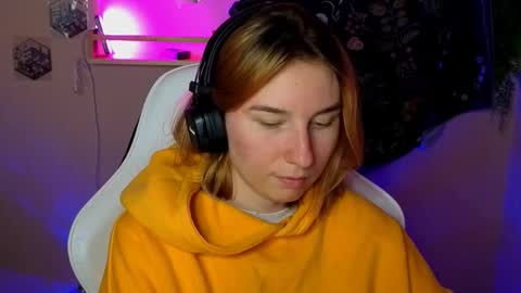 A L I C E  online show from 09-21-25, 07:48