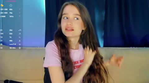 Alivia online show from 04-22-26, 08:17