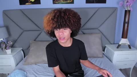 Snapshot of alixiis_etereo chatting on 01-16-26, 07:51 Alexis Etereo online show from 01-16-26, 07:51