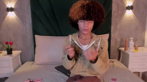 Snapshot of alixiis_etereo chatting on 02-18-26, 07:21 Alexis Etereo online show from 02-18-26, 07:21