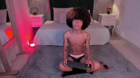  Alexis Etereo  online show from 04-23-26, 07:49