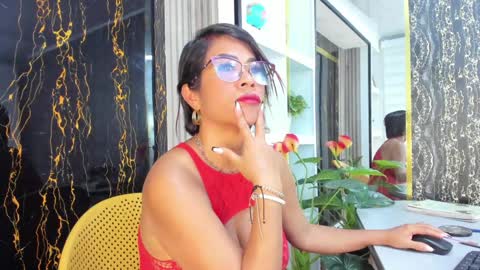 Alix online show from 12-17-24, 08:56