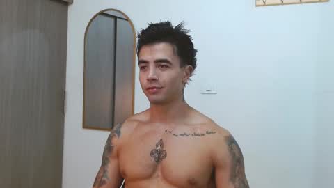 alix online show from 11-04-25, 01:16