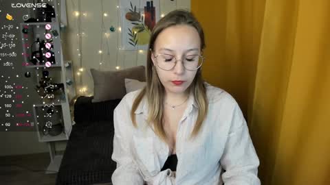 aliya_reid online show from 12-19-24, 04:13