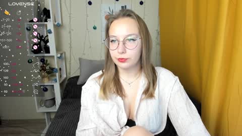 aliya_reid online show from 12-27-24, 01:22