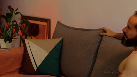 Alice  John online show from 02-12-25, 07:24