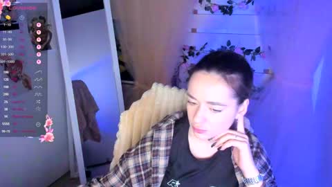 Snapshot of allana_dream chatting on 05-15-26, 06:42 Allana online show from 05-15-26, 06:42