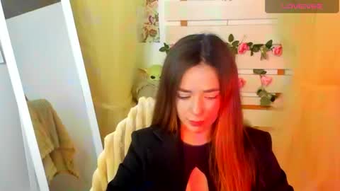 Snapshot of allana_dream chatting on 06-17-26, 06:49 Allana online show from 06-17-26, 06:49