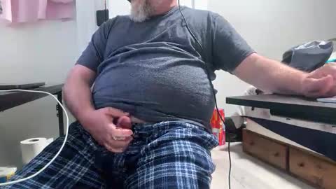 Allergictolove online show from 02-18-26, 08:27