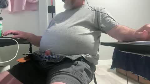 Allergictolove online show from 03-22-26, 12:36