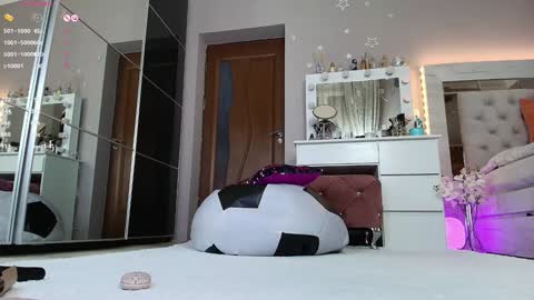 onlyfansallesya23 online show from 01-11-25, 08:21