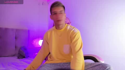 Snapshot of allexcano chatting on 12-08-24, 07:22 Allex online show from 12-08-24, 07:22