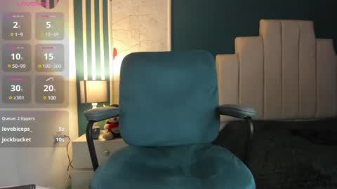 Snapshot of allexcano chatting on 02-17-25, 02:59 Allex online show from 02-17-25, 02:59