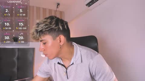 Snapshot of allexcano chatting on 02-26-25, 06:43 Allex online show from 02-26-25, 06:43