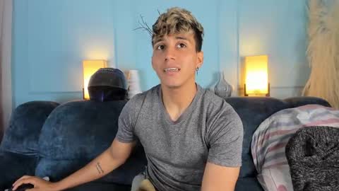 Snapshot of allexcano chatting on 03-04-25, 09:51 Allex online show from 03-04-25, 09:51