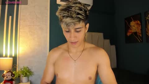 Snapshot of allexcano chatting on 03-08-25, 09:50 Allex online show from 03-08-25, 09:50