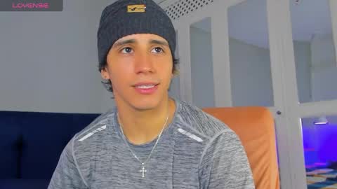 Snapshot of allexcano chatting on 09-24-25, 09:51 Allex online show from 09-24-25, 09:51