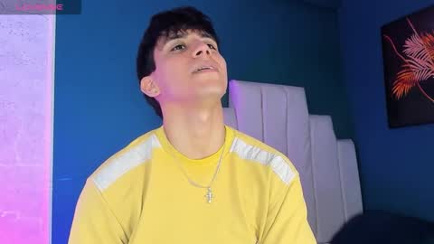 Snapshot of allexcano chatting on 10-22-25, 08:08 Allex online show from 10-22-25, 08:08