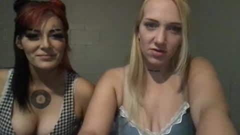 Snapshot of allforthedxll chatting on 12-27-24, 01:50 allforthedxll online show from 12-27-24, 01:50