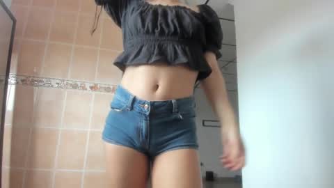 Snapshot of allgold8 chatting on 02-14-25, 08:05 allgol8 online show from 02-14-25, 08:05