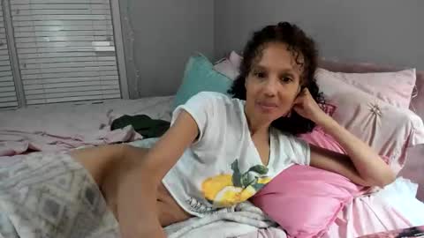 wishlist on bio online show from 03-10-25, 01:01