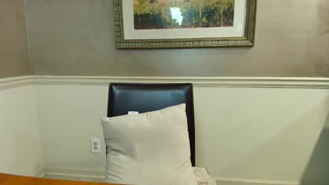 wishlist on bio online show from 10-08-25, 08:50