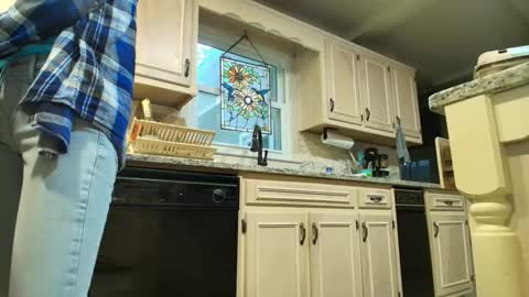 wishlist on bio online show from 04-28-26, 06:57